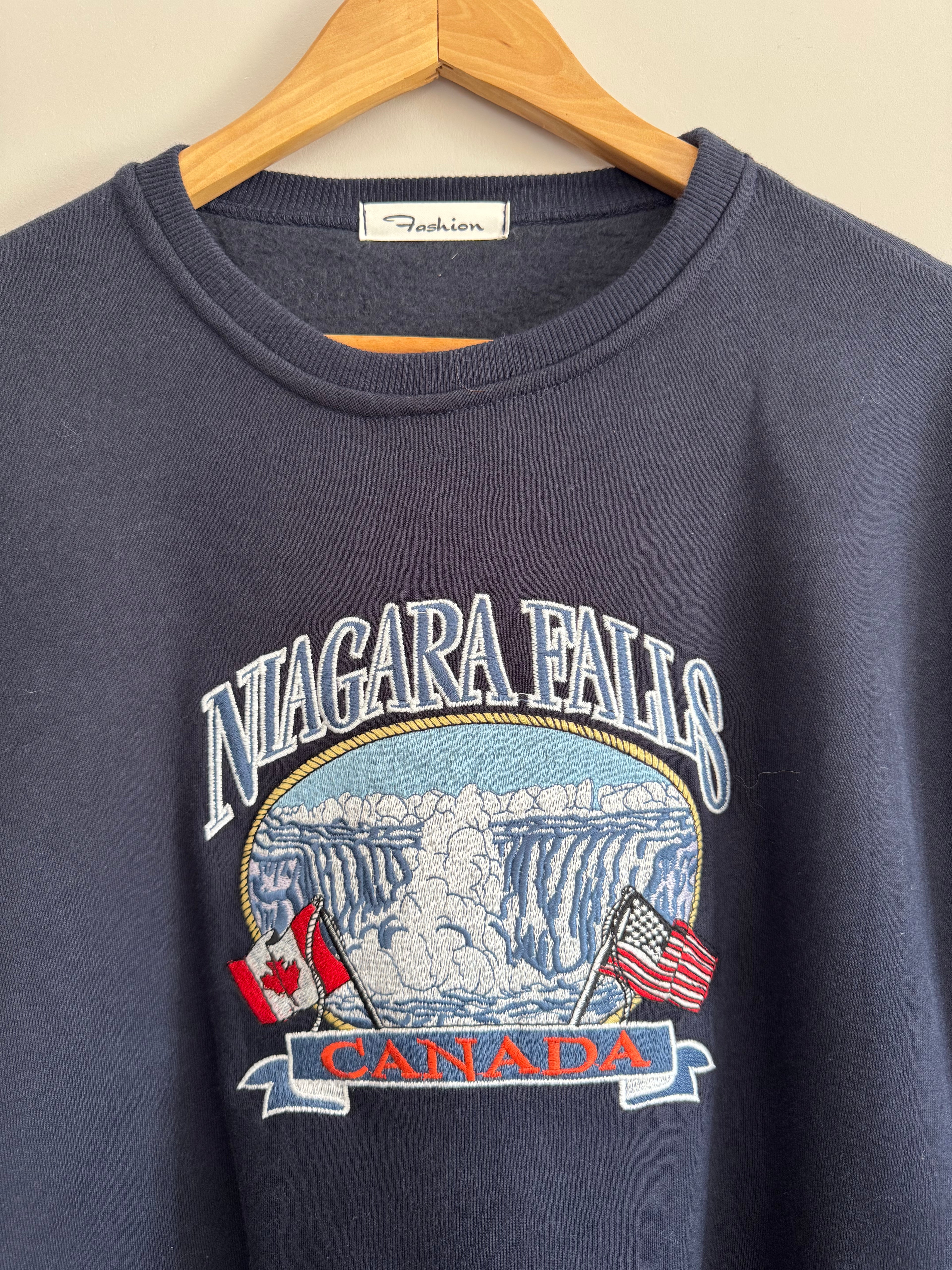 Vintage Niagara Falls Canada Embroidered Crewneck Sweatshirt - S