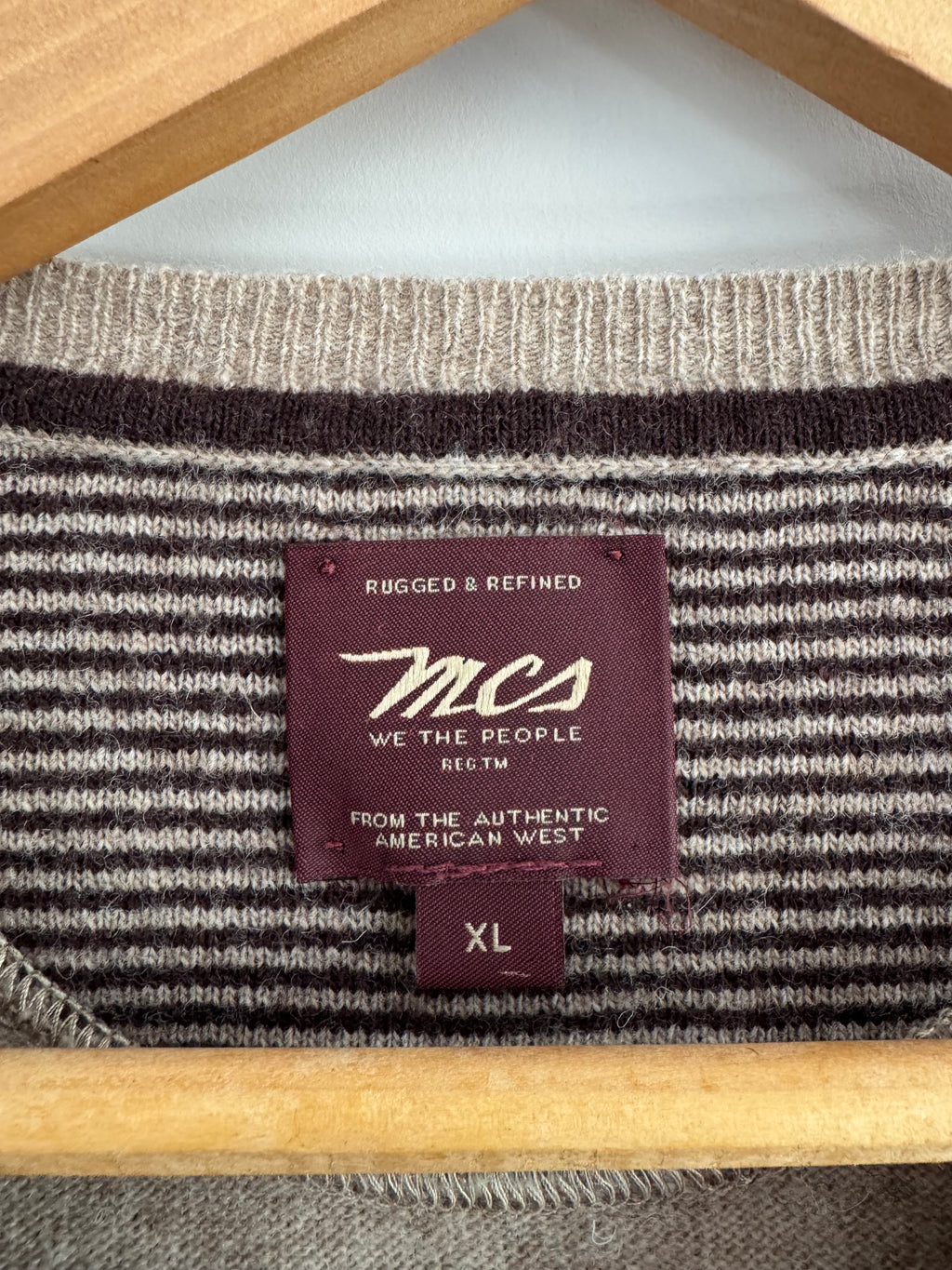 MCS (MARLBORO CLASSICS) BEIGE KNIT SWEATER - XL