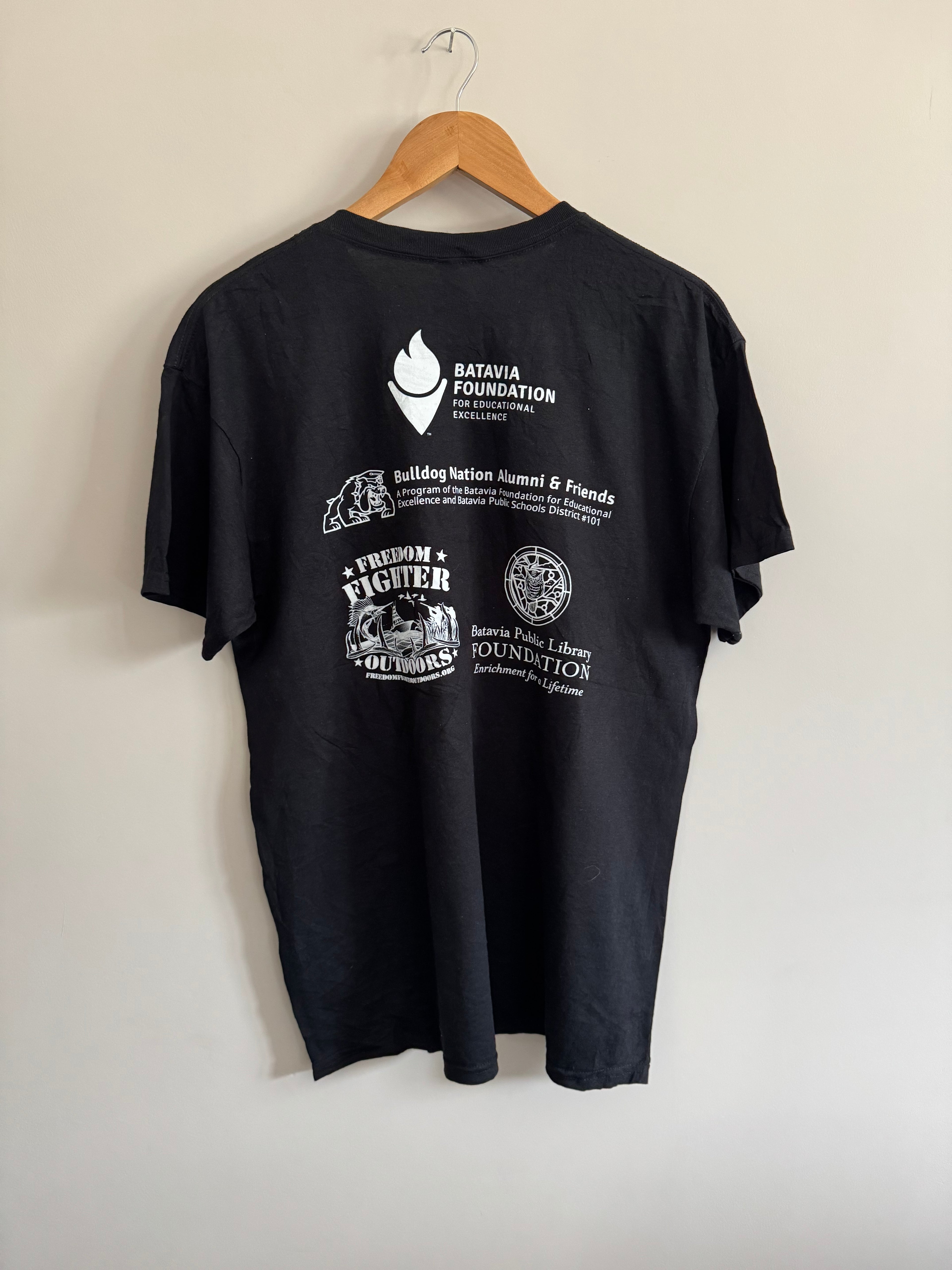 BATAVIA VS GENEVA SHIRT - L