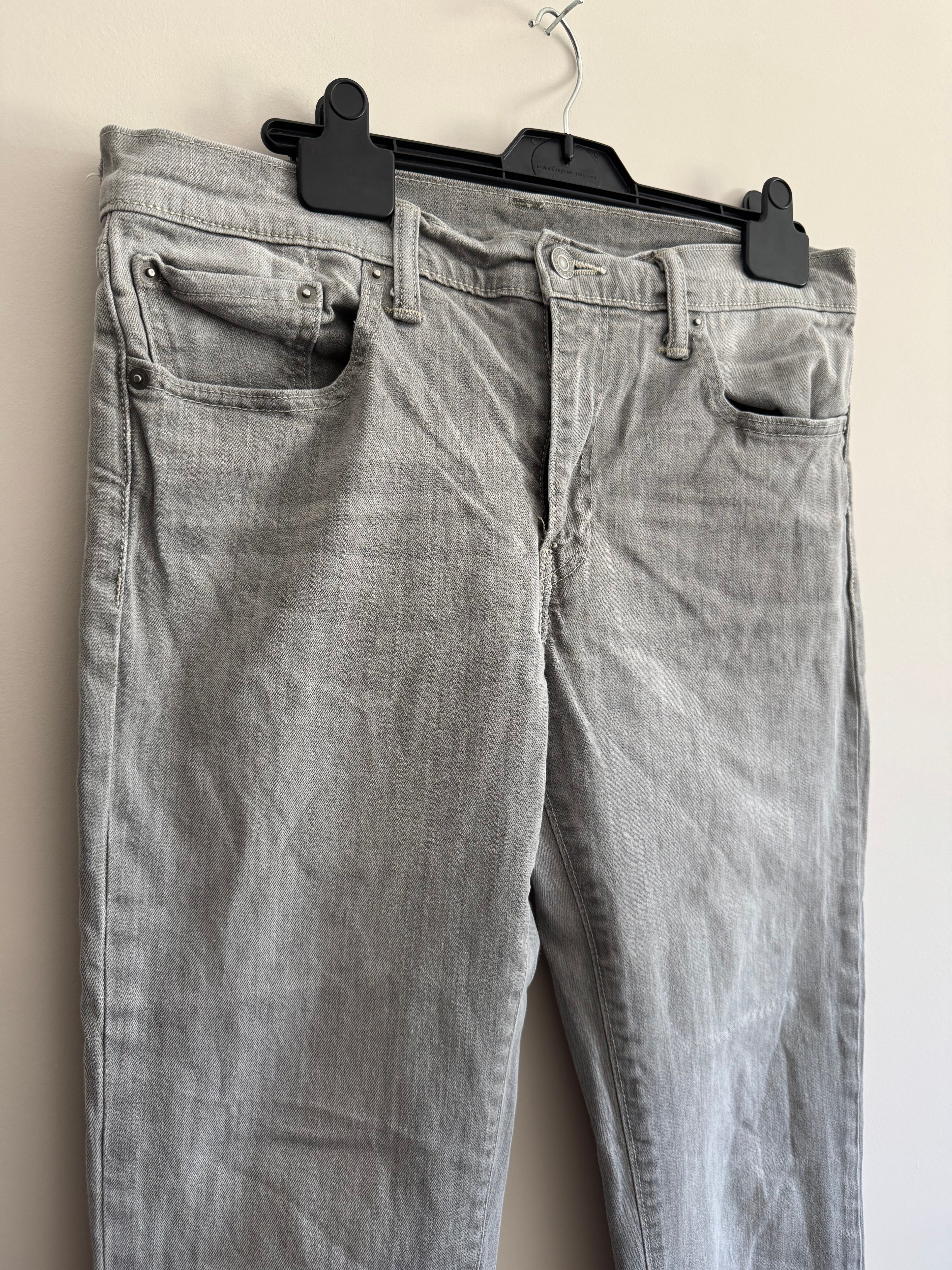 Levi’s 511 Slim Fit Jeans – Light Grey – W33 L34
