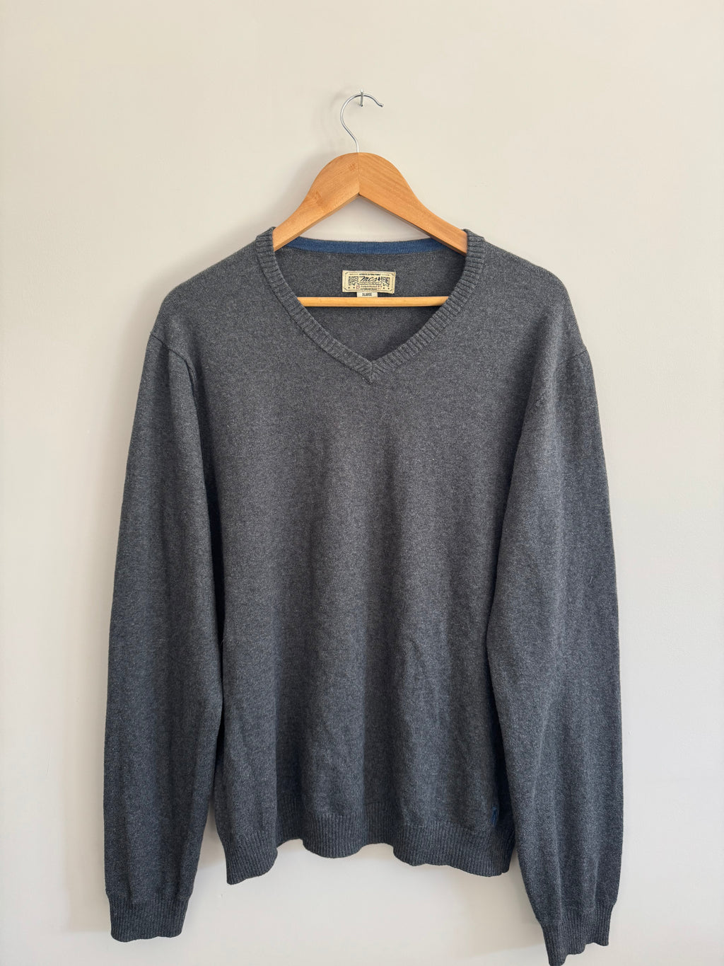 MCS (MARLBORO CLASSICS) V-NECK SWEATER - GREY - XL