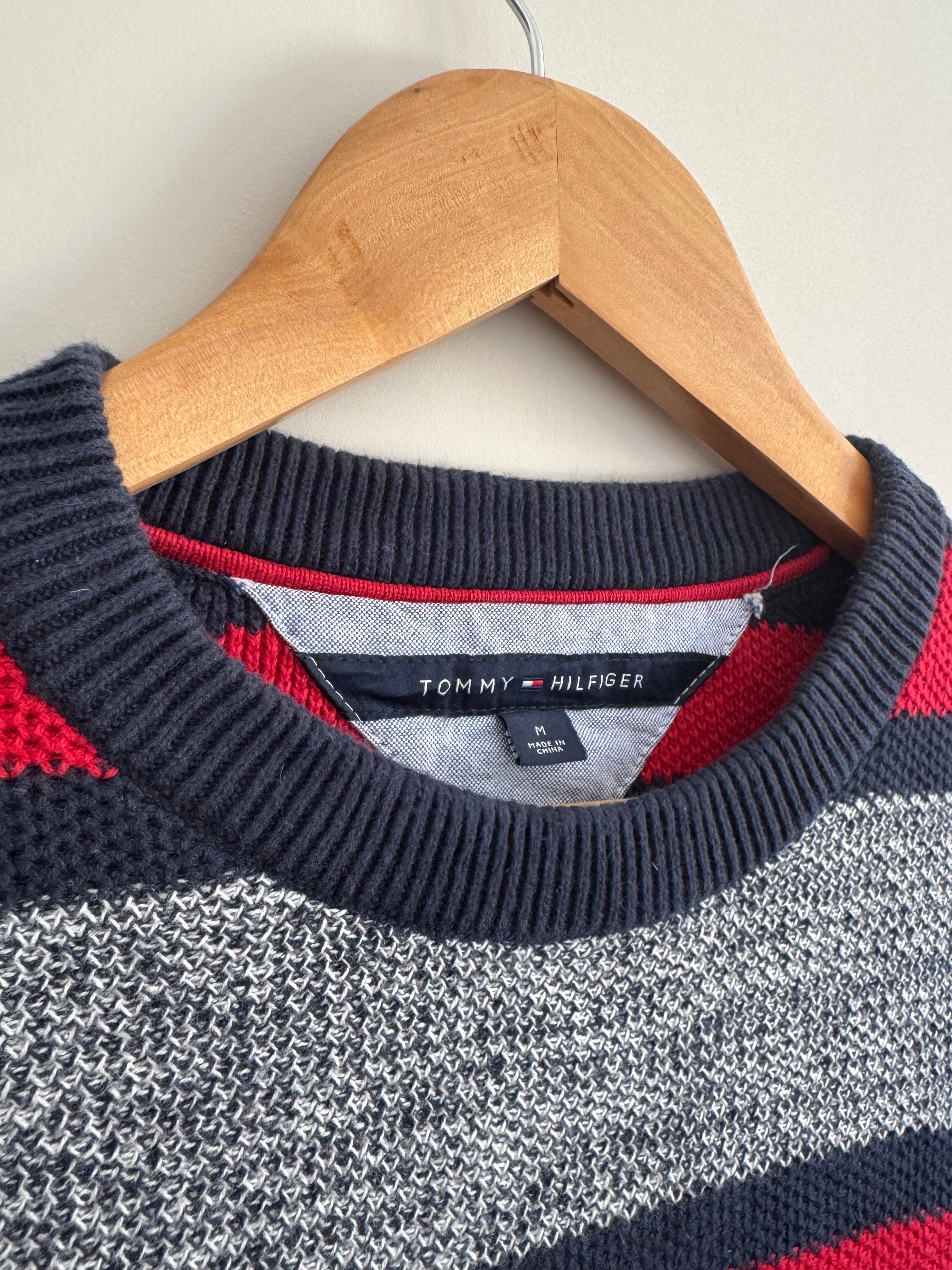 TOMMY HILFIGER STRIPED CREWNECK SWEATER - M