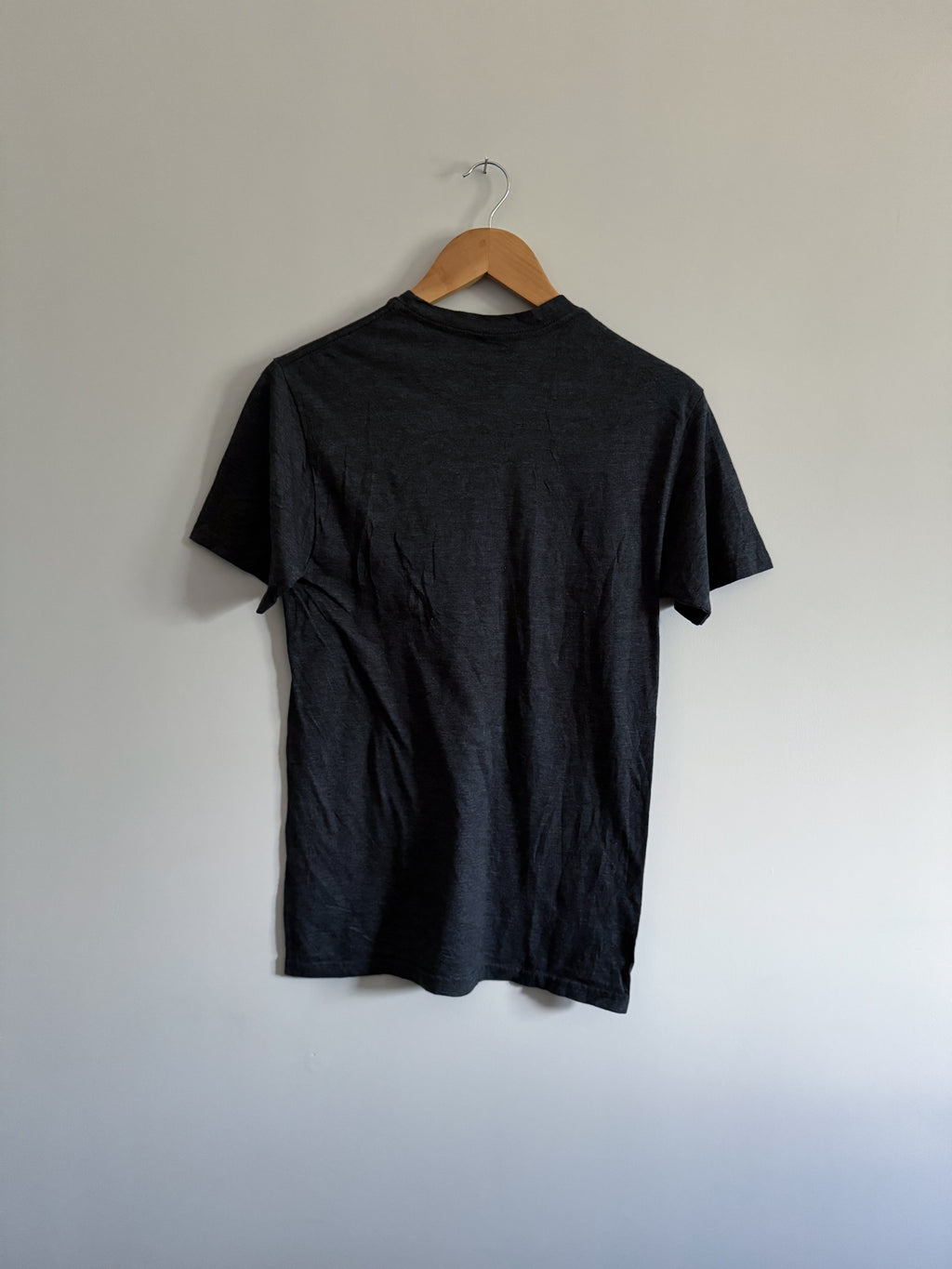 FOO FIGHTERS SHIRT - S