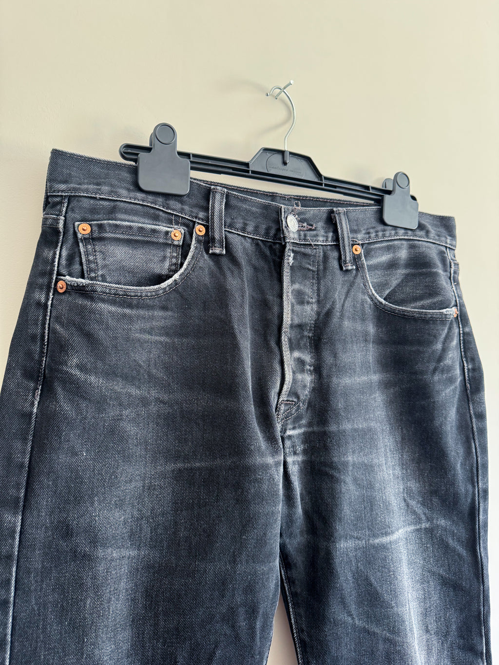 Vintage Levi’s 501 Black Straight Leg Jeans – W33 L30