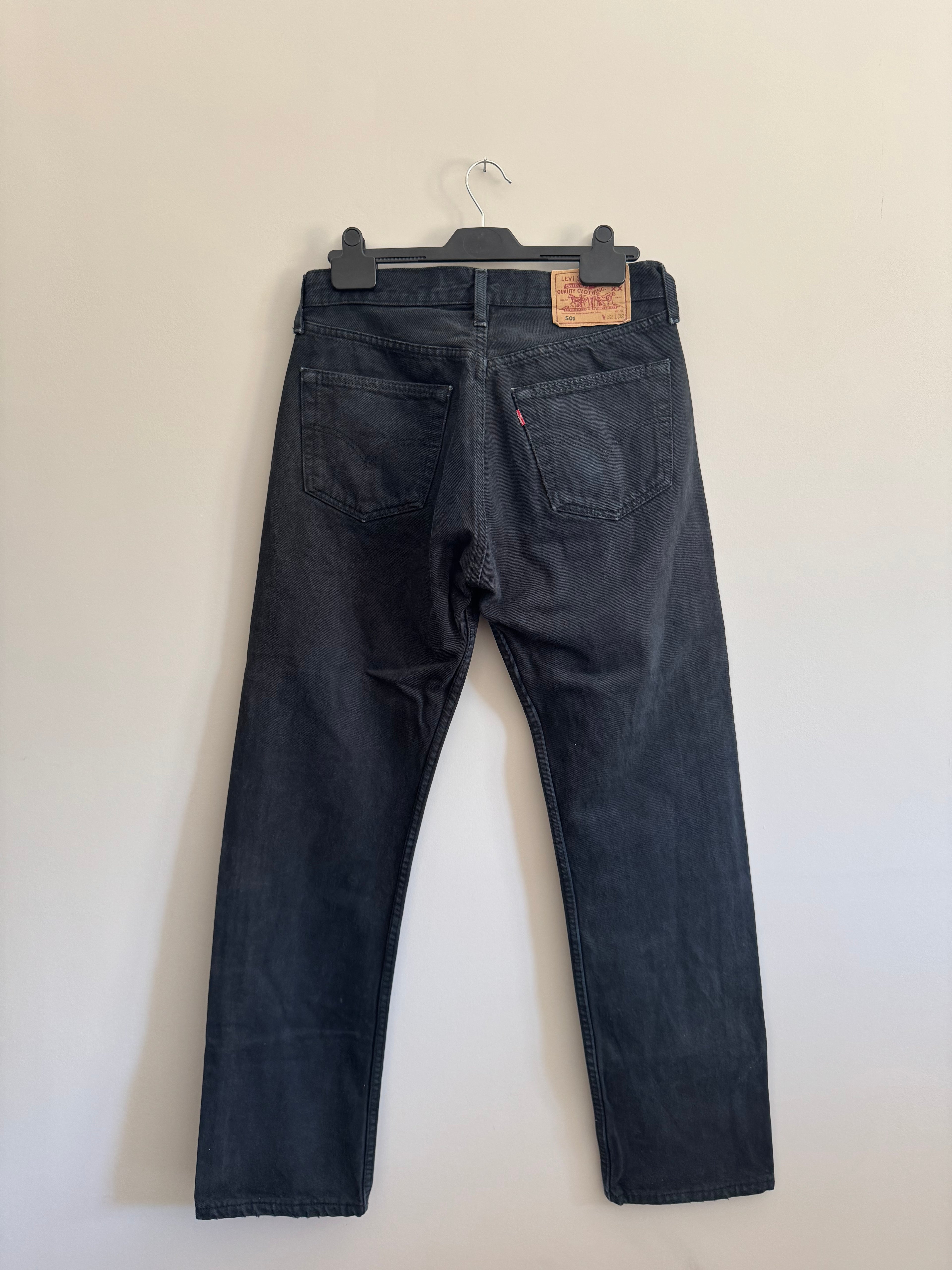 Vintage Levi’s 501 Black Straight Leg Jeans – W32 L32