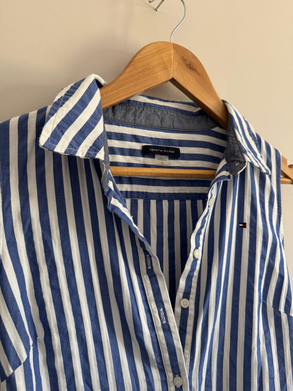 TOMMY HILFIGER STRIPED SHIRT DRESS - M