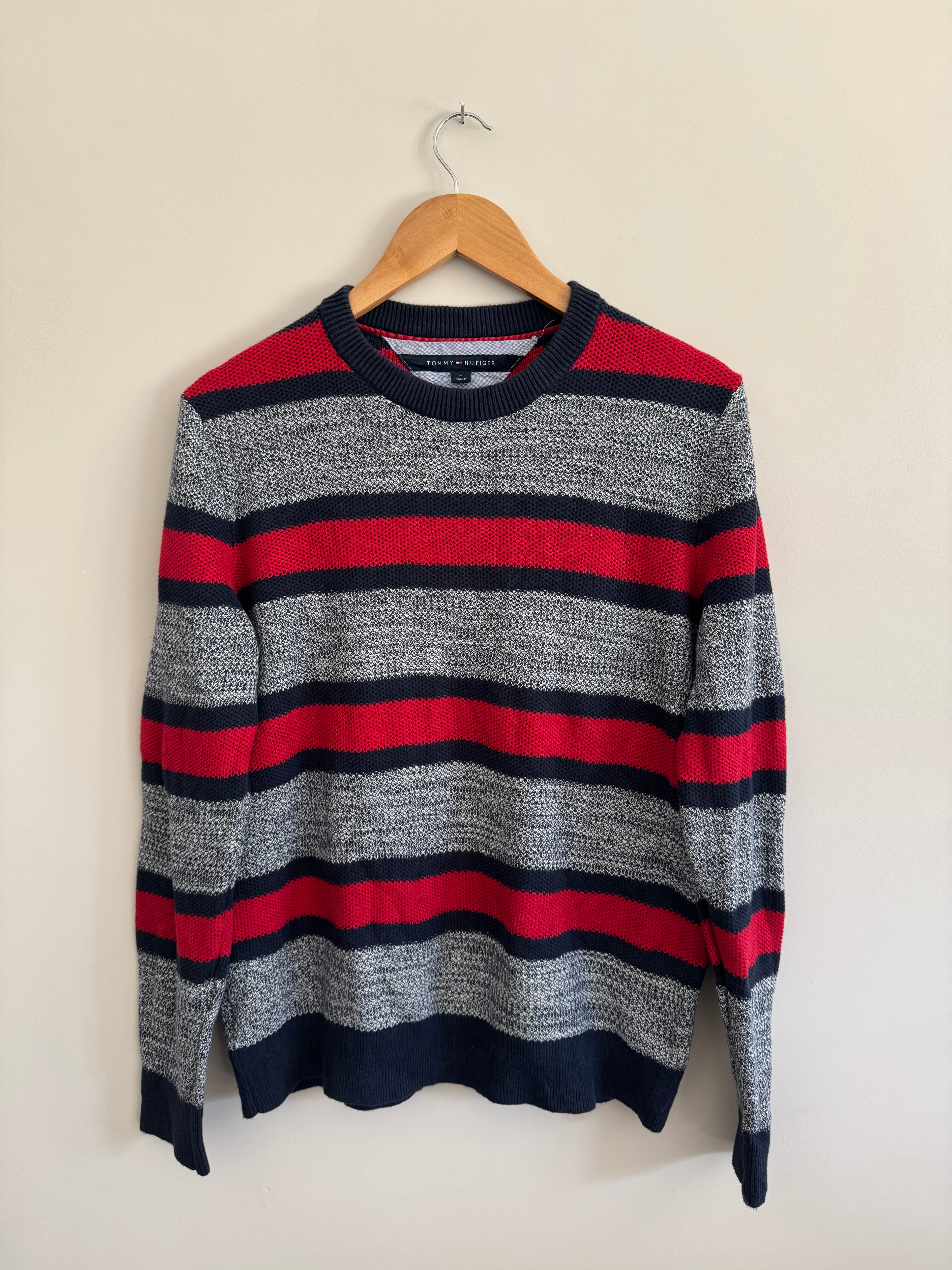 TOMMY HILFIGER STRIPED CREWNECK SWEATER - M