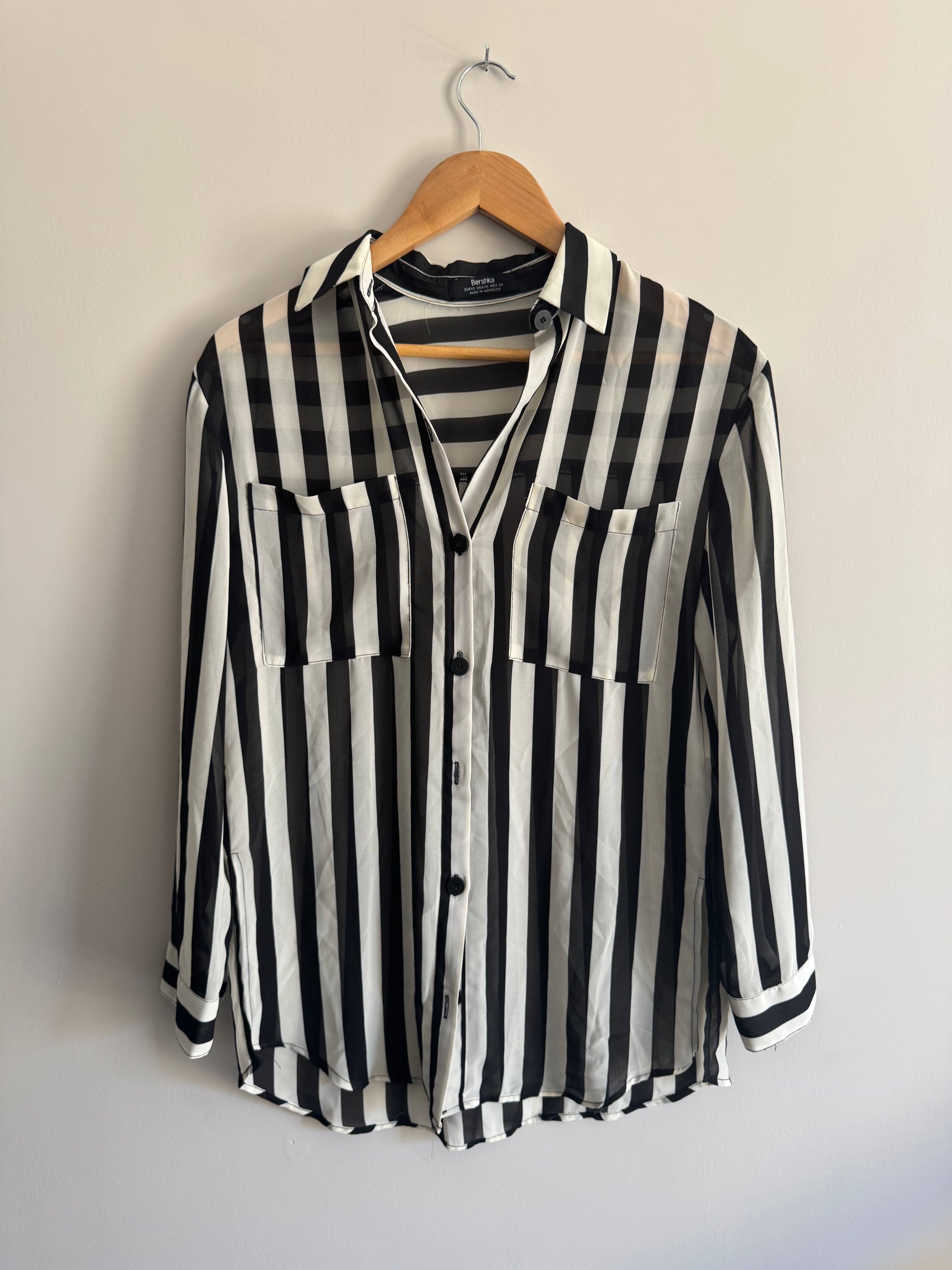 BERSHKA STRIPED SHIRT - XS