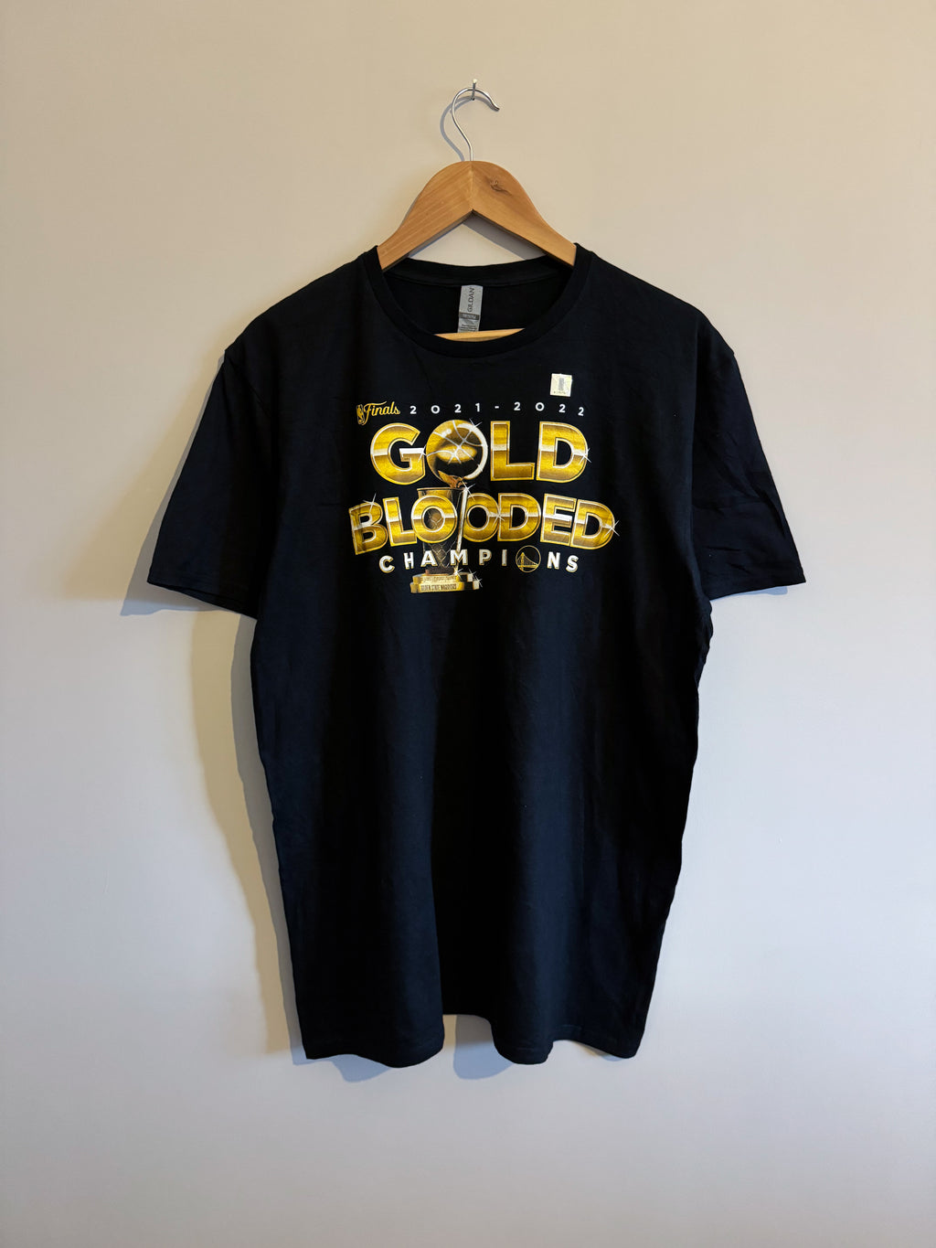GOLD BLOODED CHAMPIONS SHIRT - L
