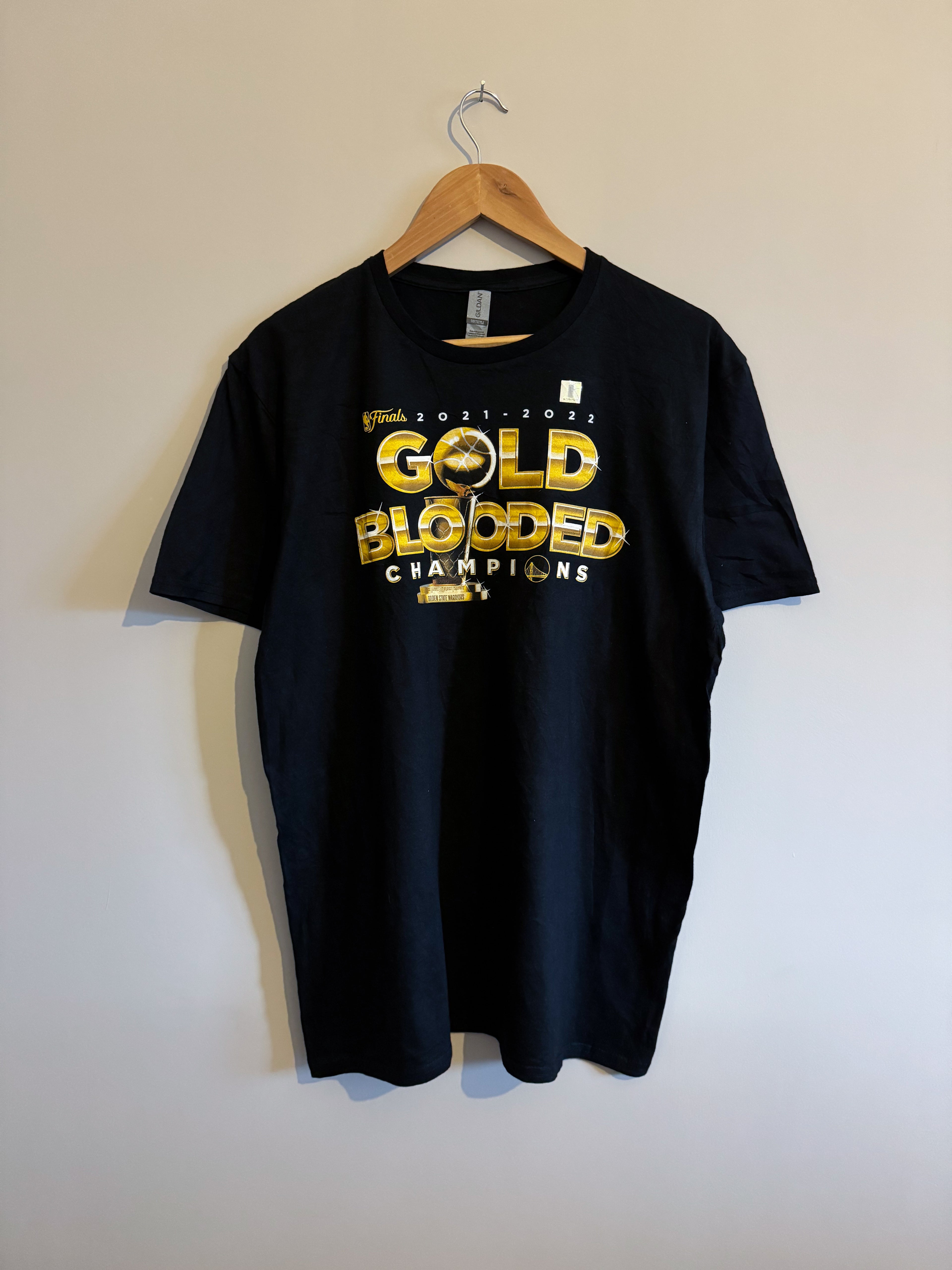 GOLD BLOODED CHAMPIONS SHIRT - L