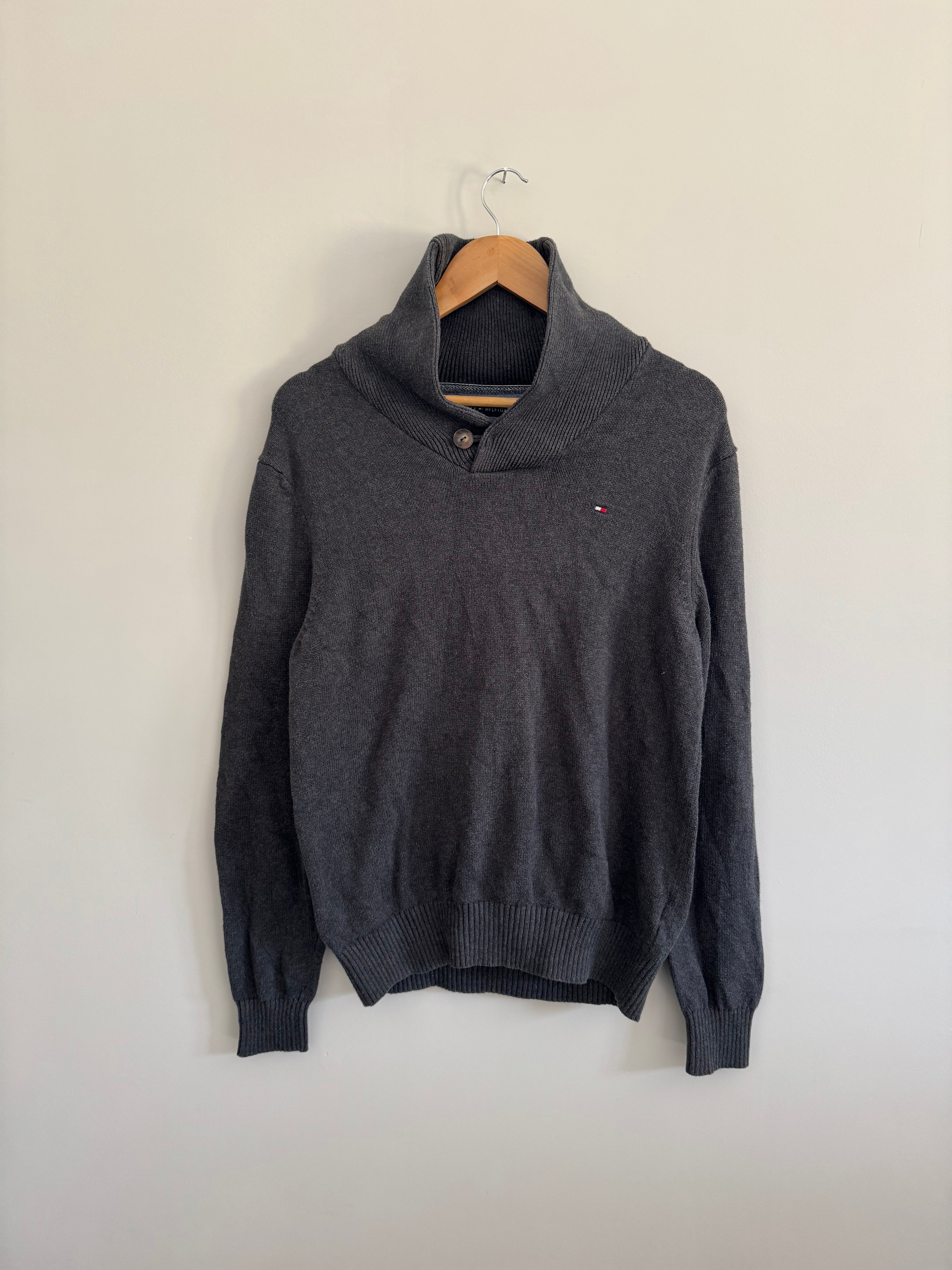 TOMMY HILFIGER SHAWL COLLAR KNIT - GREY - M