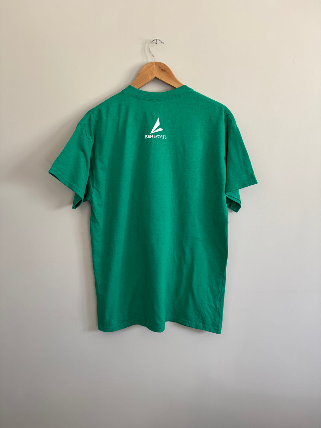 HOLIDAY CLASSIC SHIRT - L