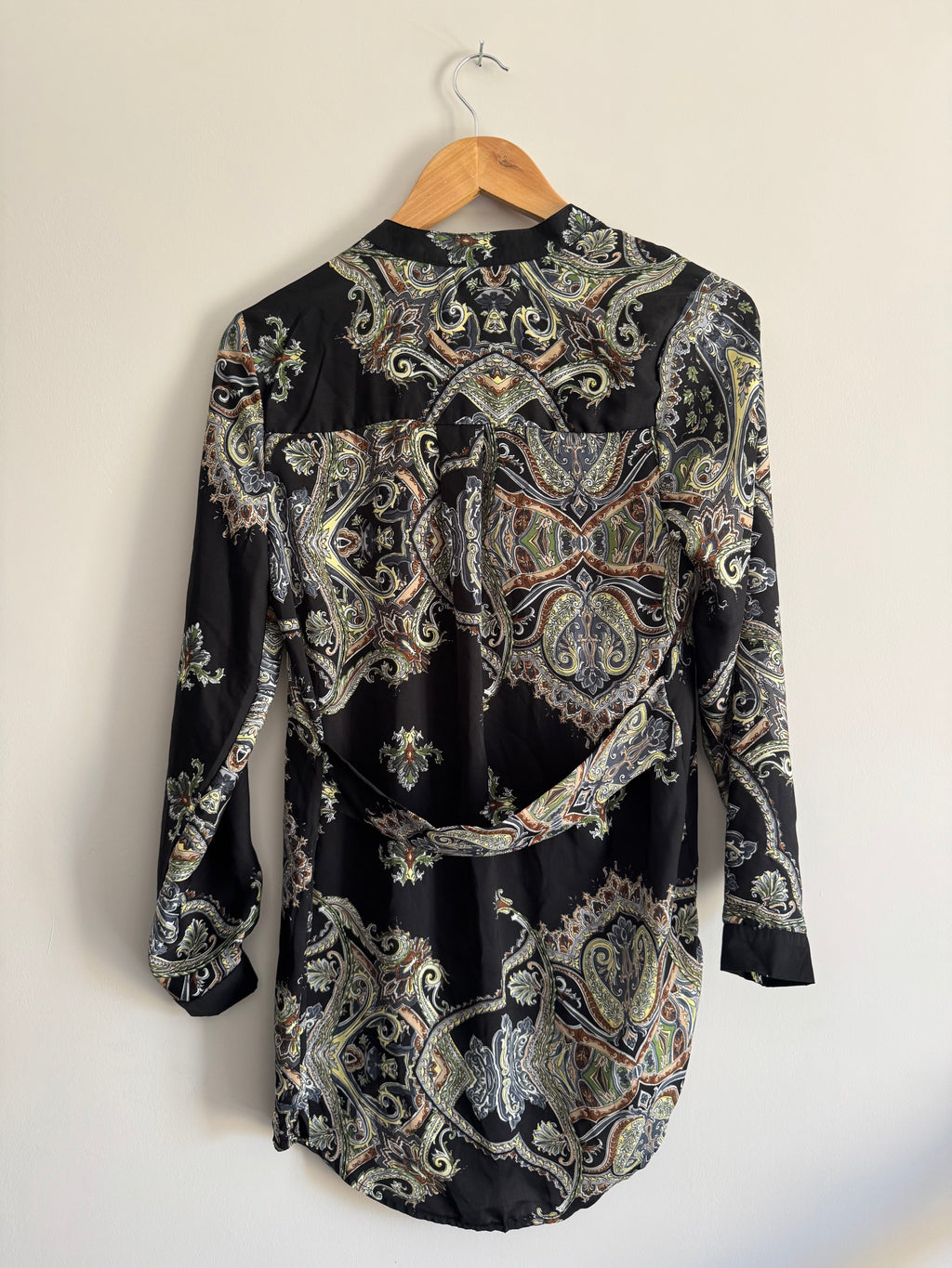 MISSGUIDED SHIRT - XS