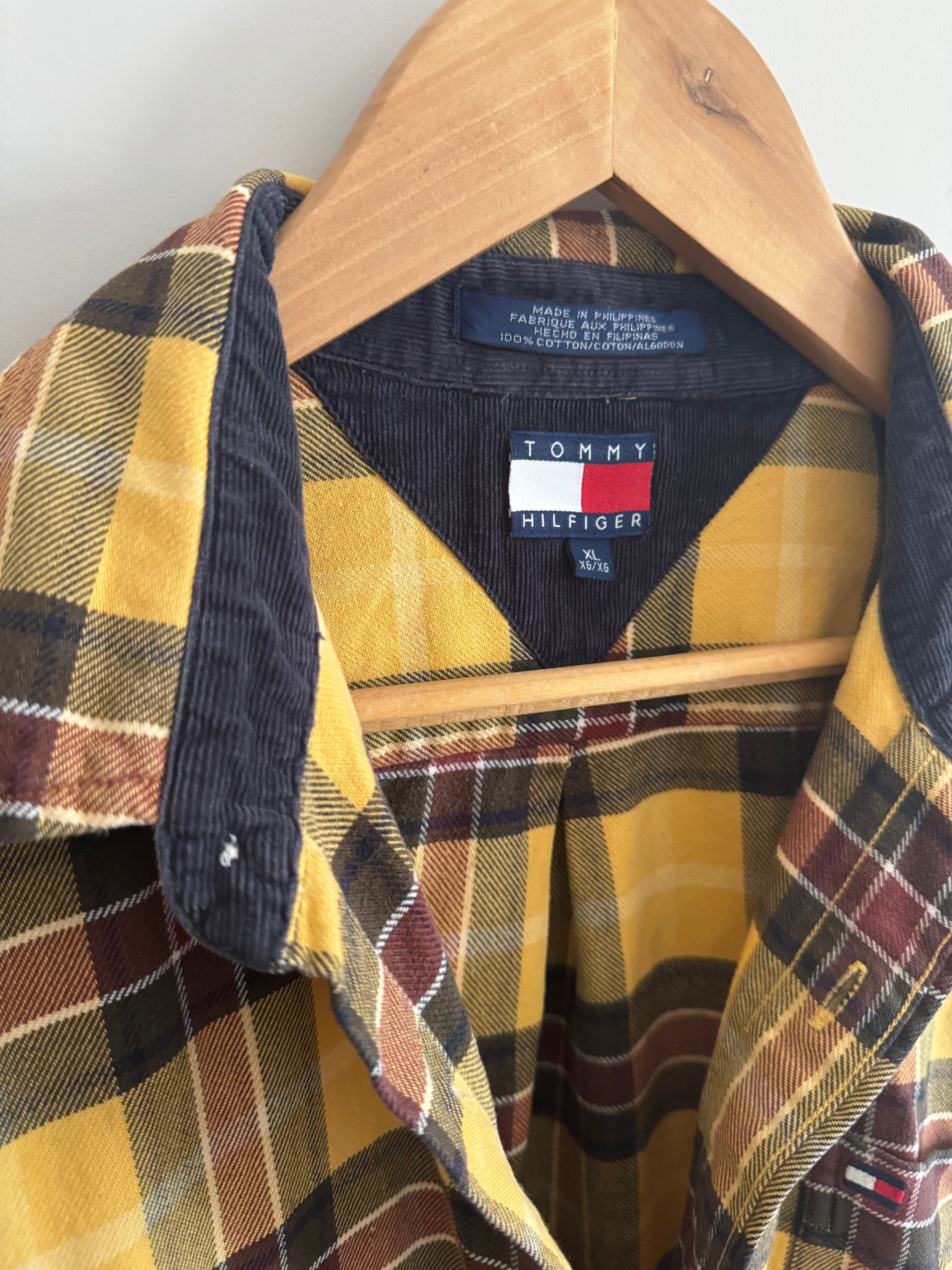 TOMMY HILFIGER MEN’S VINTAGE YELLOW SHIRT - XL
